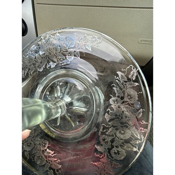 Sterling Silver Plate With Swan In The Middle - Picture 2 of 3